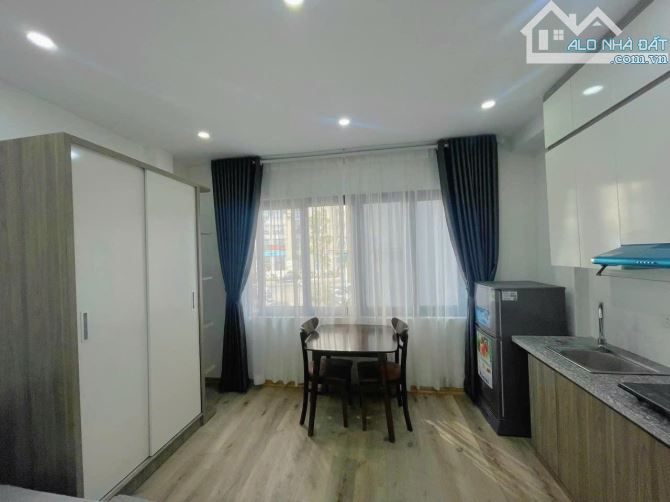 Tòa nhà 6 tầng Chùa Láng 82m quận Đống Đa Hà Nội tiện ích trung tâm lên Ba Đình Lotte Towe - 1
