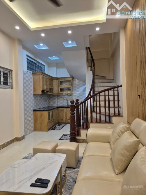 Tôi chính chủ bán nhà ngõ 322 Mỹ Đình, 35m, 5 tầng, ô tô đỗ cổng giá 7ty45 - 1