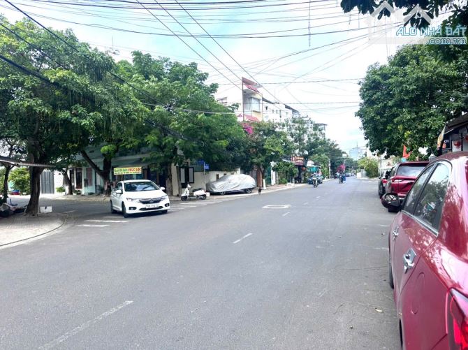 Bán lô góc 2 mặt tiền, đường Phùng Hưng - Phước Long, ngang 25m - 1