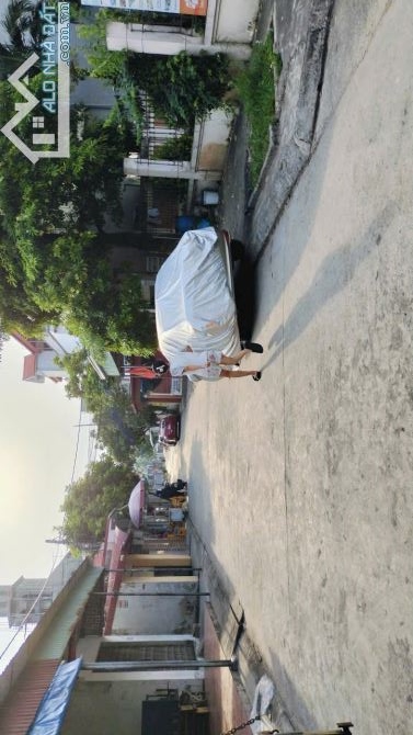 Bán đất lô góc mặt đường Lãm Khê - 1