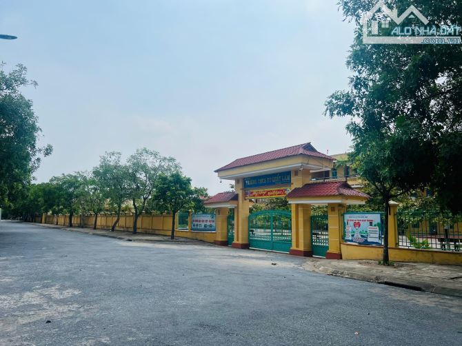 Có mảnh đất biển Quất Lâm cực đẹp 73m2 MT7.3m bề thế đường ô tô giá đầu tư nhỉnh tỷ - 1