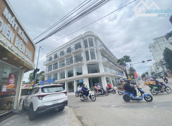 CHO THUÊ NHÀ GÓC 2 MẶT TIỀN LÝ THÁI TỔ - 1