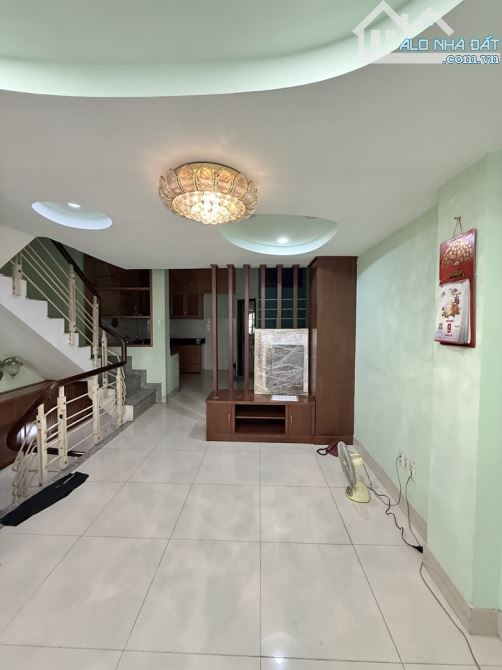 MẶT TIỀN HOA LAN KHU VIP NHẤT ĐƯỜNG HOA, PHAN XÍCH LONG - 5 TẦNG - NGANG HƠN 4M - 18.3 TỶ - 1