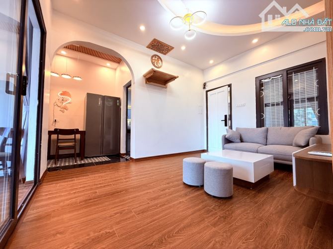 BÁN CĂN HỘ 3 NGỦ, 70M², NHÀ GIẾNG TRỜI THOÁNG SÁNG, GIÁ HỢP LÝ - 1