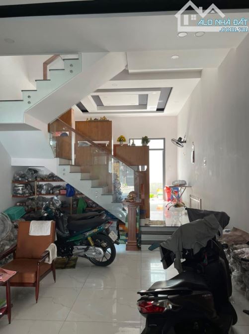 Cần Bán Nhà 1 Trệt 2 Lầu Mặt Tiền Đường Chu Mạnh Trinh 100M2 (5x20) - Giá: 13TỶ500Triệu BL - 1