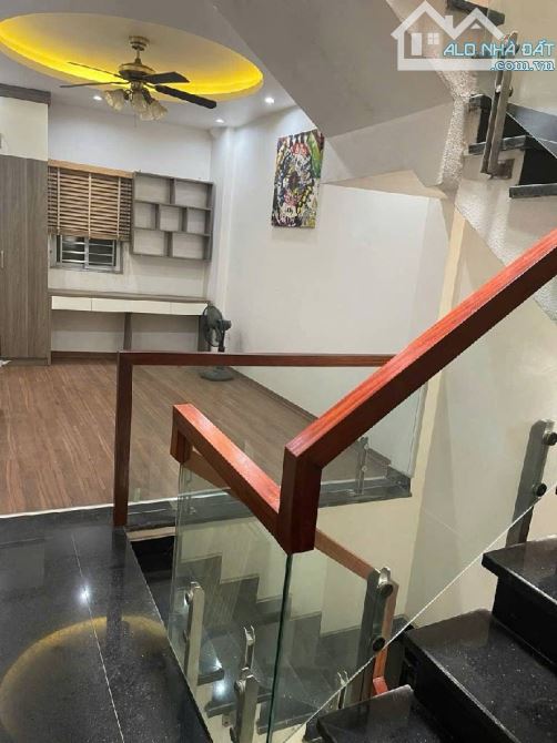 Mễ Trì Hạ -42M x 5 Tầng - 7 Phòng ngủ - NHỉnh 8 TỶ - Nhà Dân Xây - Full đồ - 1