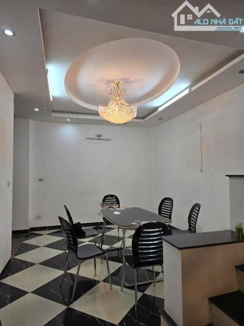 NHÀ ĐẸP NGỌC HÀ - MẶT NGÕ - NHÀ CHẮC CHẮN - Ô CHỜ T. MÁY: 55 m2/ 5 tầng / MT 4.4m/ 14.2 tỷ - 1