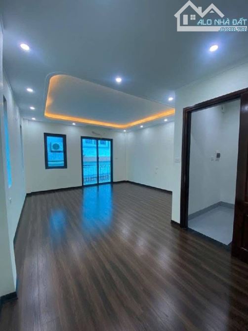 Bán nhà lô góc 5 tầng, 30m² – Ôtô tránh đỗ, Phú Lương – Giá đầu tư  Lô góc 2 mặt thoáng, - 1