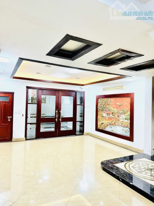NHÀ PHÂN LÔ VIP NGÕ 61 LẠC TRUNG Ô TÔ TRÁNH VỈA HÈ MẶT TIỀN BỀ THẾ GIÁ TỐT NHẤT KHU VỰC - 1