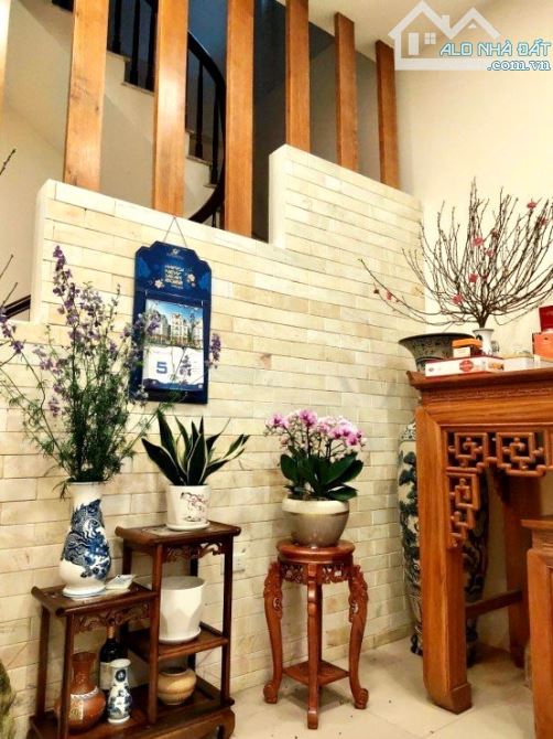 Phố Ngọc Thuỵ 60m x 5T OTO đỗ cửa Nhỉnh Nhẹ 8tỷ chủ ra lộc mạnh - 1