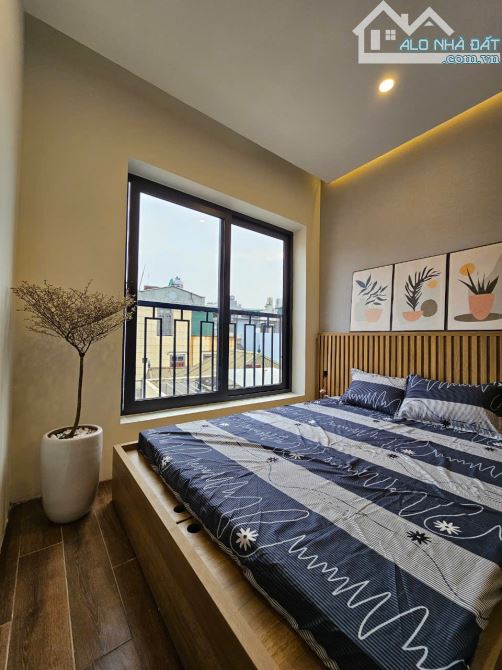 BÁN TÒA CHDV PHỐ ĐỊNH CÔNG 90M2 - 7 TẦNG THANG MÁY - 6M MẶT TIỀN - 14.5 TỶ - 100TR/THÁNG - 1