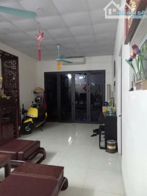 Nhỉnh hơn 14 tỷ / 87 m2/ 7 M tiền / Trâu Quỳ Vỉa hè ô tô chánh - 1