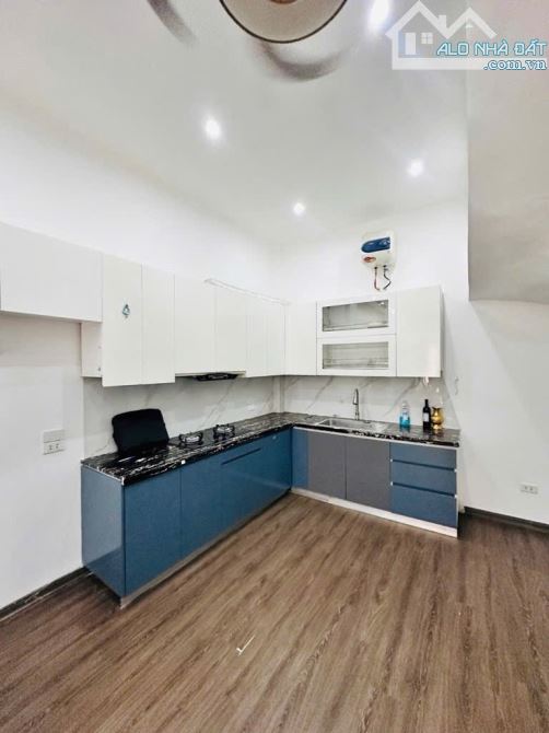 TRẦN CUNG CẦU NGHĨA ĐÔ CẦU GIẤY, NHÀ ĐẸP DÂN XÂY Ô TÔ GẦN NHÀ, DT50M, MT4,5M. Giá 9x tỷ - 1