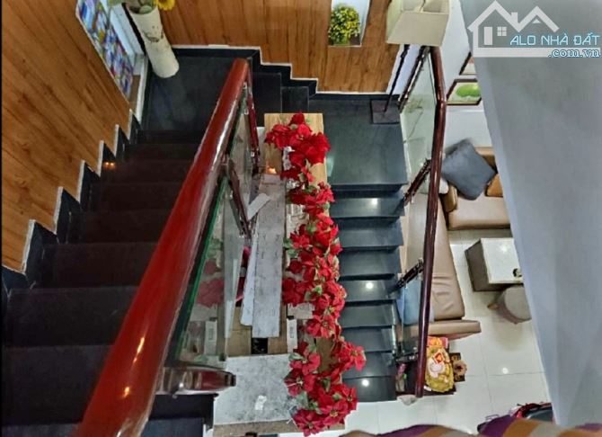 Bán nhà Lò Gốm gần mặt mặt tiền ( 6,5 X 10 ) 3 tầng đúc 3pn sổ vuông chỉ 6 tỷ. - 1