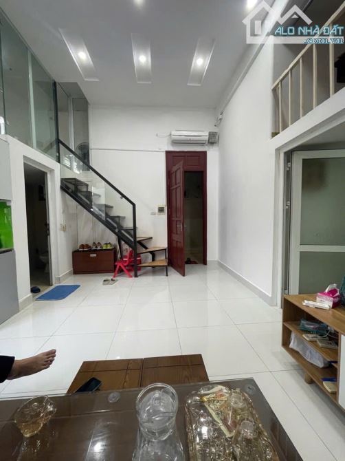CHÍNH CHỦ GỬI BÁN, CĂN HỘ CCMN HỒ TÙNG MẬU CẦU GIẤY, DT40/80M FULL NỘI THẤT. Nhỉnh 2tỷ - 1