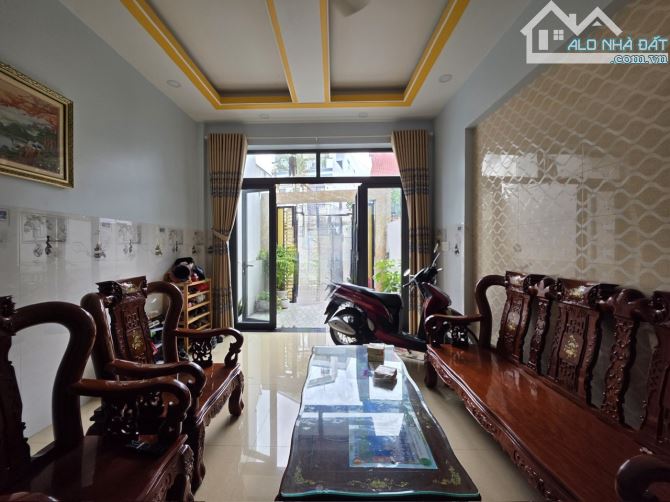 Nhà 4 Tầng Mặt Tiền Nhánh Nguyễn Duy Trinh Bình Trưng Q2 - 78m - Chỉ 8 Tỷ - 1
