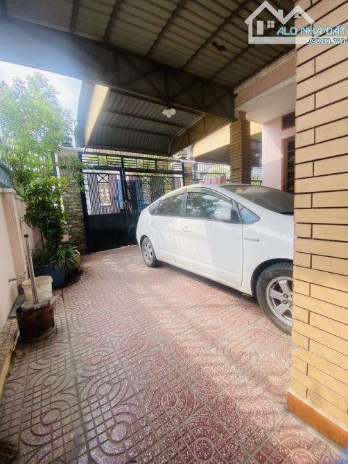 LÊ VĂN VIỆT – LÔ GÓC 2 MẶT TIỀN – ĐẤT 207M² – TẶNG BIỆT THỰ CỔ ĐIỂN – GIÁ  CÒN 19,8TỶ - 1