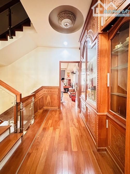 BÁN GẤP BIỆT THỰ ĐẸP, TRUNG MỸ TÂY 19, TẶNG NỘI THẤT, QUẬN 12, DT 125M2(5.1 × 25), GIÁ RẺ - 1