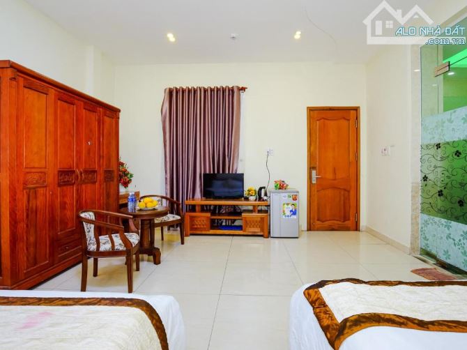 𝐊𝐇Á𝐂𝐇 𝐒Ạ𝐍 𝟐𝟕 𝐏𝐇Ò𝐍𝐆 – 𝐌Ặ𝐓 𝐓𝐈Ề𝐍 𝐇𝐎À𝐍𝐆 𝐃𝐈Ệ𝐔 240M2 – 𝐓𝐑𝐔𝐍𝐆 𝐓Â𝐌 - 17