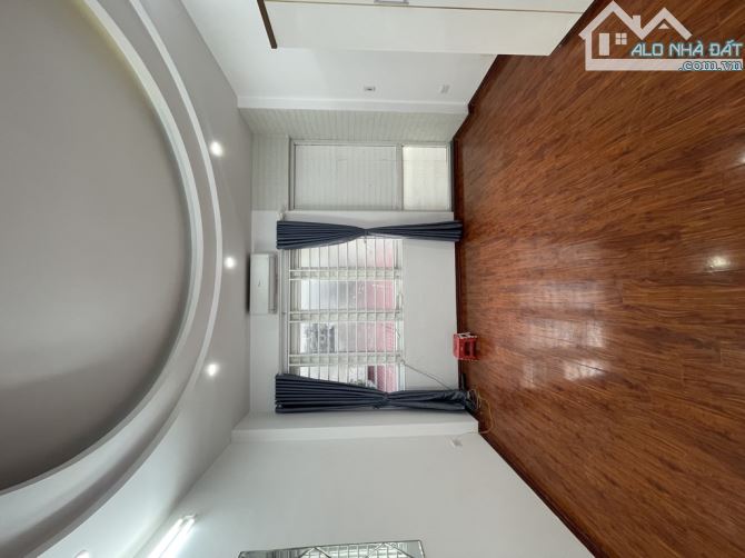 Bán nhà phố trương định 32m2 5 tầng mt 4m – ô tô kinh doanh - giá 9.5 tỷ - 2