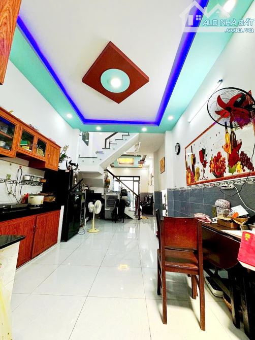 Nhà mới 2 tầng, 85M2,ngay chợ Đông Hưng Thuận 02 , Q12. CHỈ 4.9 TỶ - 2