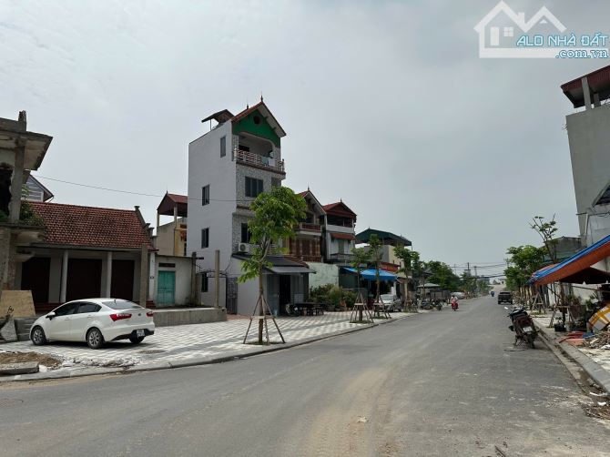 🌺 TP THÔNG MINH - 3 OTO TRÁNH VỈA HÈ RỘNG RÃI - GIÁP TRƯỜNG HỌC ĐẠT CHUẨN QUỐC GIA - 2