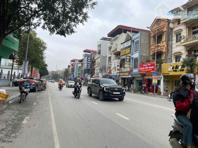 Bán Nhanh Nhà 4 Tầng . Phố Vũ .Đại Phúc . dt 55m . mt 3.5m . hướng ĐB & TN . giá 11 tỷ 3 - 2
