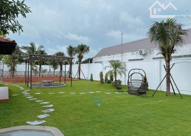 Cần bán nhà vườn ở mặt tiền đường Bê tông 6m 1/ Tỉnh Lộ 8 xã Tân An Hội 20x46 có 300m thổ - 2