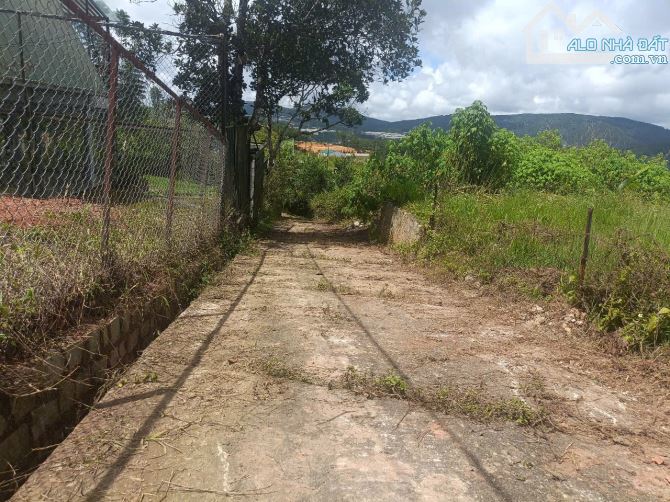 Bán 2 lô Đất Biệt thự Măng Linh - P7. Gía 4,5 tỷ -  204m2 - 2
