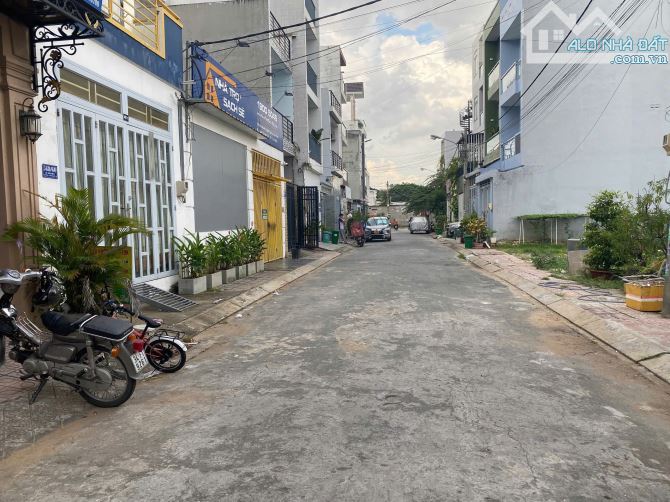 BÁN LÔ ĐẤT HẺM XE HƠI - ĐƯỜNG LÊ VĂN VIỆT, F LONG THẠNH MỸ, TP. THỦ ĐỨC 4,65 TỶ - 2