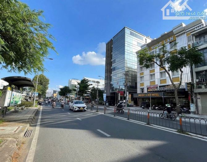 Duy Nhất - Building Hầm 10 Tầng Lý Thường Kiệt, Q.10. DT:15x21m, HĐT 500tr/th, Giá 149 tỷ - 2