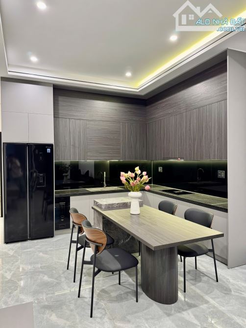 NHÀ 1 TRỆT 1 LẦU HẺM Y MOAN, DT: 5x20M, H: ĐÔNG, FULL NỘI THẤT - 2