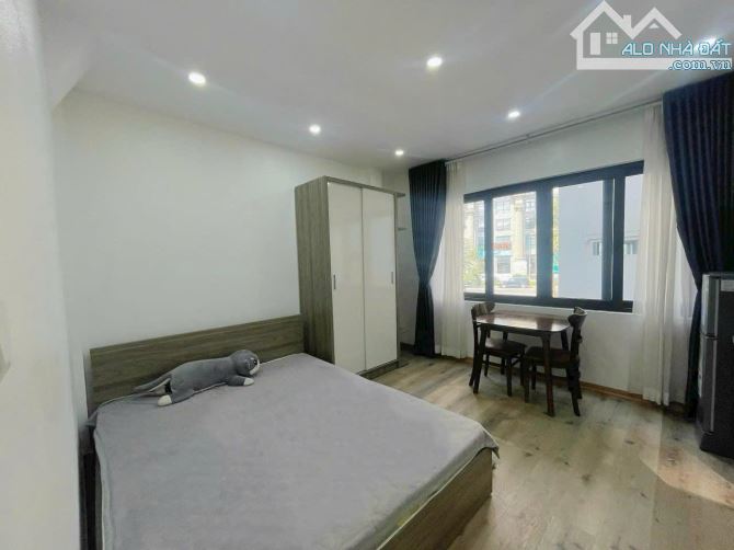 Tòa nhà 6 tầng Chùa Láng 82m quận Đống Đa Hà Nội tiện ích trung tâm lên Ba Đình Lotte Towe - 2