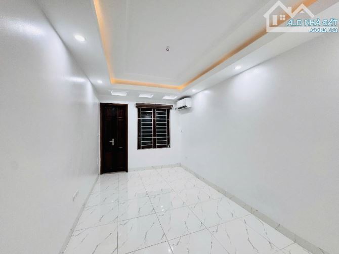 Khương Trung . Thanh Xuân 38m 4 tầng cách 3 nhà ra ô tô 7.8tỷ. - 2