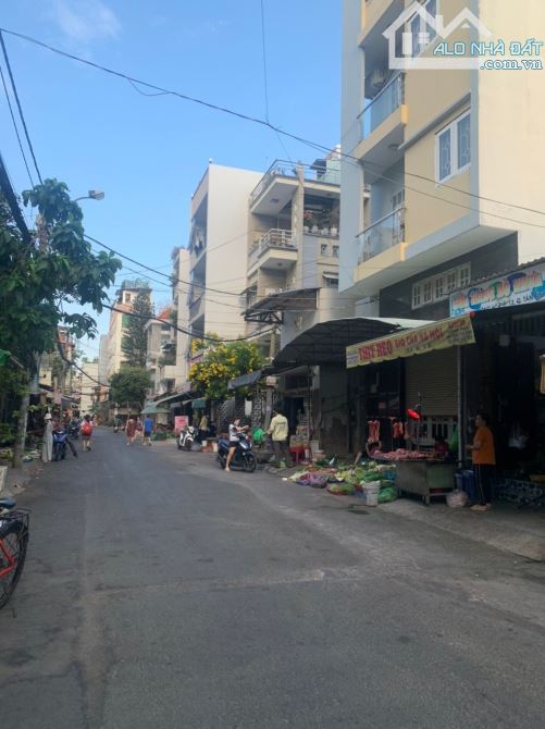 HOT! Nhà 2 MT hẻm 10m Cộng Hòa, Tân Bình (4.3x17m NH 10m) Cấp 4 tiện xây mới - 9.9 tỷ - 2