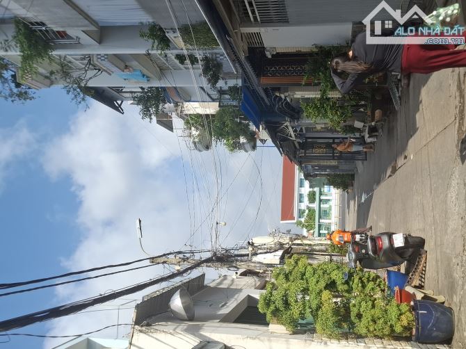 Bán nhà 3 tầng 8×15,5 tên lửa ,10pn chỉ 12 tỷ - 2