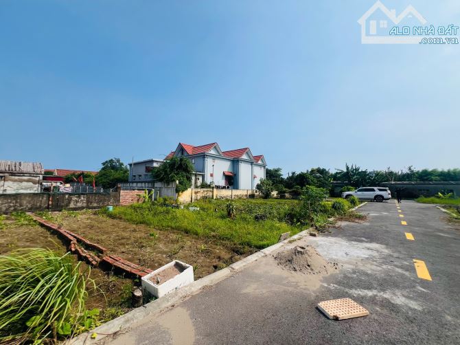 Có mảnh đất biển Quất Lâm cực đẹp 73m2 MT7.3m bề thế đường ô tô giá đầu tư nhỉnh tỷ - 2