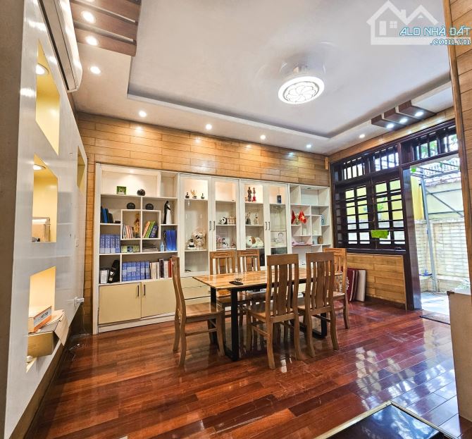 Bán Biệt thự Mễ Trì Thượng quận Từ Liêm 216M mặt tiền 12m 47,5 tỷ Kinh doanh siêu thoáng - 2