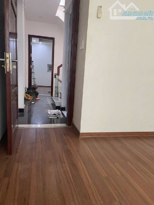 Mễ Trì Hạ -42M x 5 Tầng - 7 Phòng ngủ - NHỉnh 8 TỶ - Nhà Dân Xây - Full đồ - 2