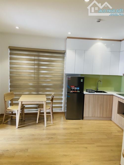 BÁN TÒA NHÀ CĂN HỘ CAO CẤP CHO THUÊ -PHỐ TRÍCH SÀI -TÂY HỒ--LÔ GÓC -THANG MÁY -100 m2-8 T - 2