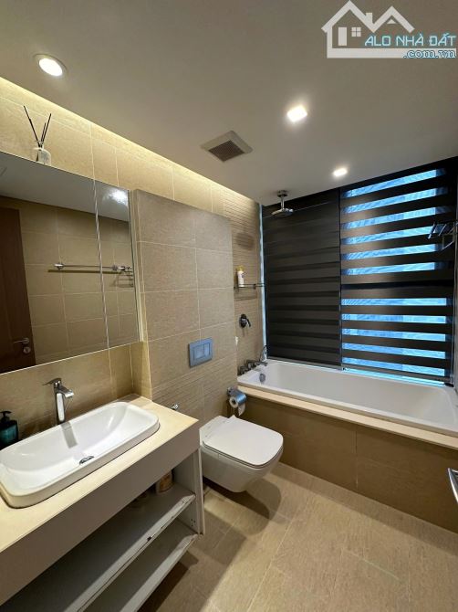 Bán cưn hộ chung cư Cland Lê Đức Thọ 135m2 giá 7,7 tỷ căn 3PN 2WC căn góc thoáng - 2