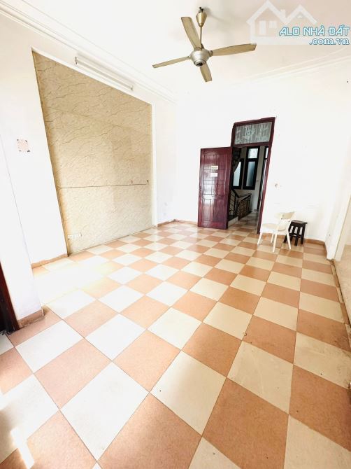 BÁN NHÀ MẶT PHỐ NGUYỄN KHẢ TRẠC, CẦU GIẤY, GIÁ NHỈNH 22 TỶ, DT60M, 5 TẦNG, MT 4.4M. - 2