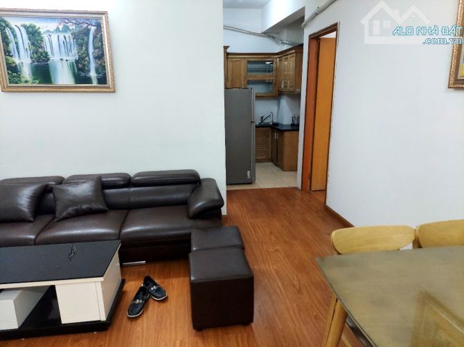 CHO THUÊ GẤP CĂN HỘ 137 NGUYỄN NGỌC VŨ 2 NGỦ ĐỦ ĐỒ CHỈ 12TR Ở ĐƯỢC NGAY - 2