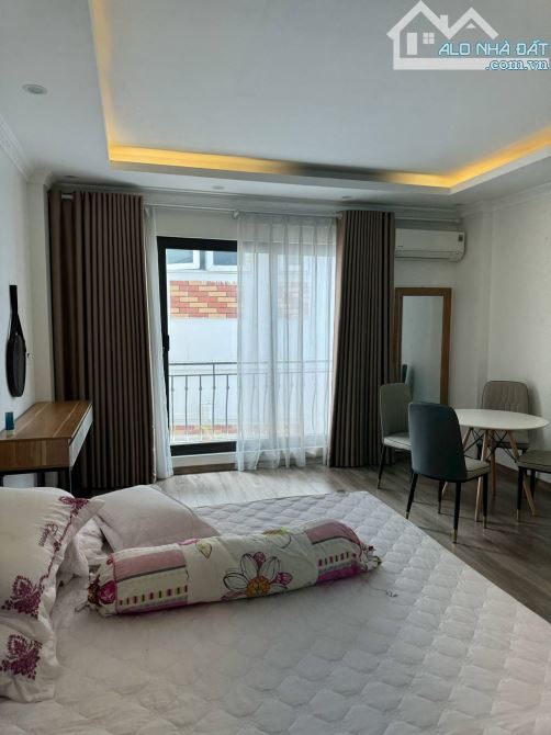 Cần bán nhà phố Xuân Thuỷ Cầu giấy 38m2 6 tầng 4m mặt tiền - 3