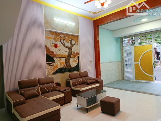 🏡 SIÊU PHẨM 3 TẦNG - ĐỐI DIỆN CÔNG VIÊN - - 88M2 - CHỈ 5 TỶ TL - 3