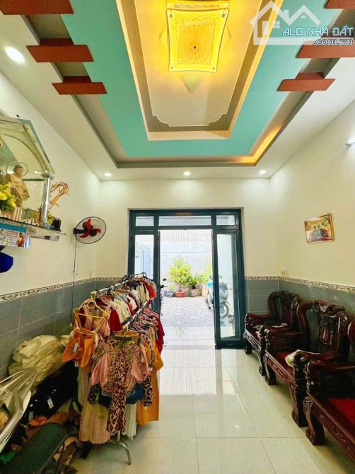 Nhà mới 2 tầng, 85M2,ngay chợ Đông Hưng Thuận 02 , Q12. CHỈ 4.9 TỶ - 3