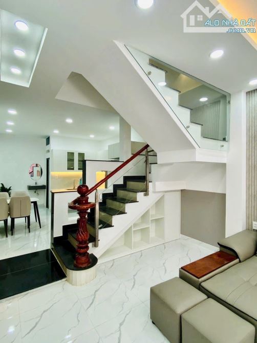 4❌11m, NHÀ BÁN 3 TẦNG, HẺM XE HƠI THÔNG, THỐNG NHẤT, P16 GÒ VẤP, 6 TỶ HƠN - 3