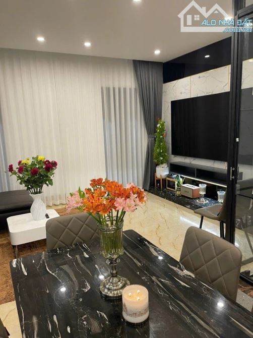 Bán nhà đẹp phố đức giang ,ô tô tránh vỉa hè kinh doanh giá đàu tư - 3