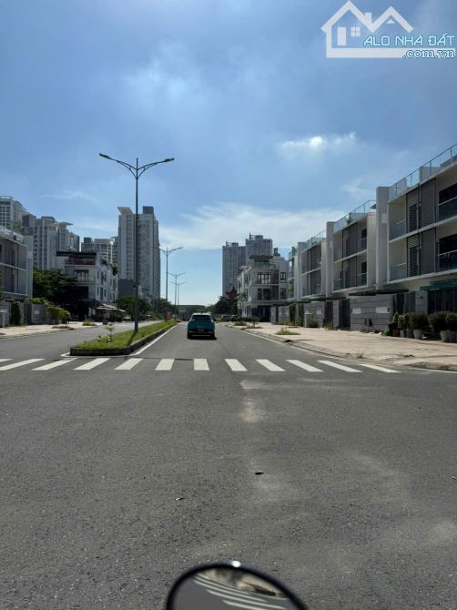 Đi định cư cần bán gấp căn góc 2MT An Phú New City DT 145 m2, 4 tầng chỉ 40.5 tỷ - 3