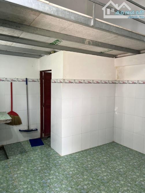 Bán dãy trọ 8p đường Nguyễn Thị Nị gần KCN Tây Bắc Củ Chi,140m2, 850 triệu - 3